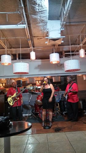 Fahrenheit Bar And Grill