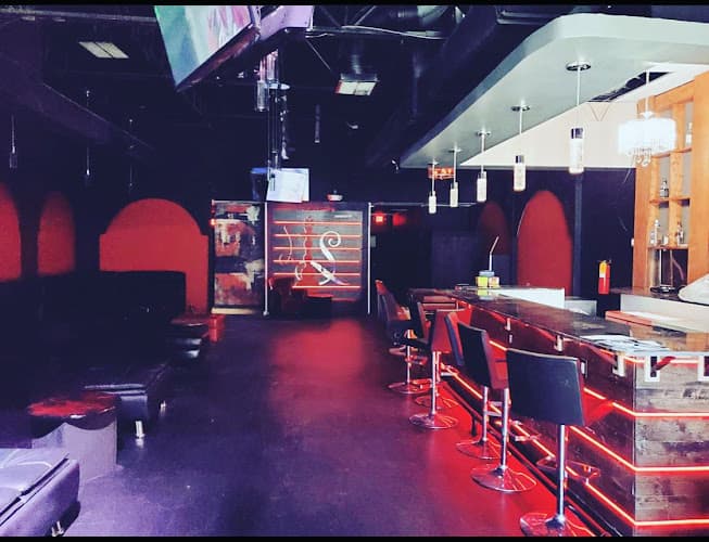 Luminous Cafe