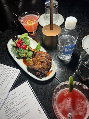 Divan Restaurant & Bar
