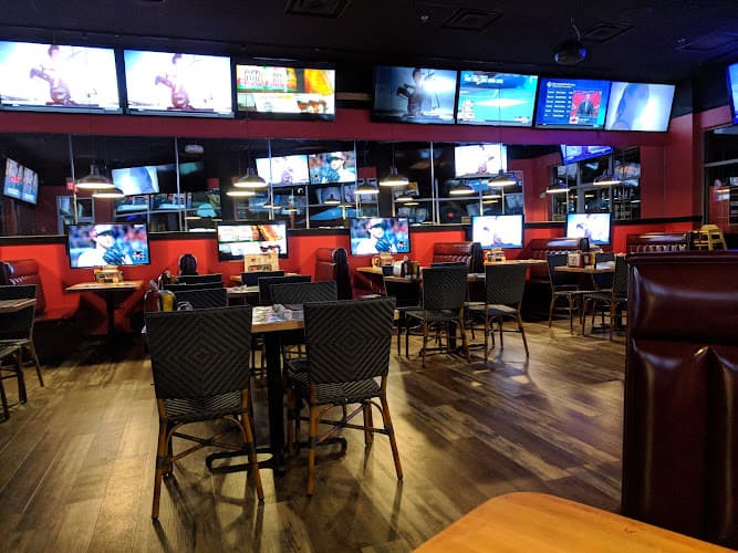 Chicago Pizza & Sports Grille